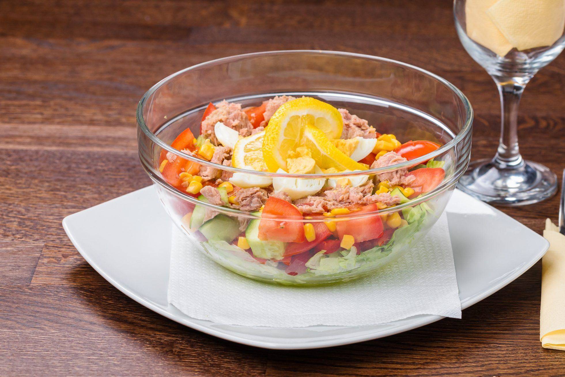 SALATĂ DE TON
